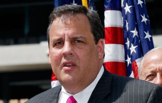 老外看中國車載互聯(lián)網(wǎng)新聞(老外看中國車載互聯(lián)網(wǎng)新聞的視頻)